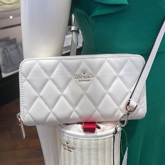 Kate Spade Carey Large Continential Wallet
Parchment - Picture 3 of 16